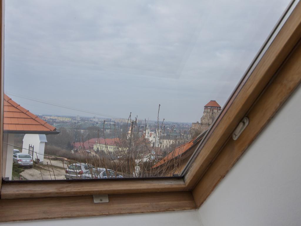 Amadeus Vendeghaz Hotel Esztergom Luaran gambar