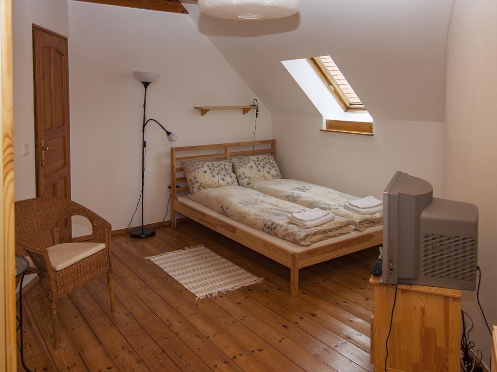 Amadeus Vendeghaz Hotel Esztergom Bilik gambar