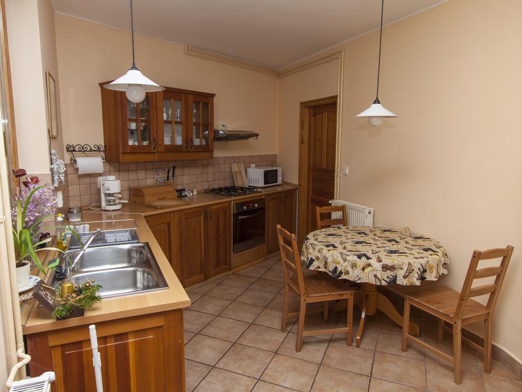 Amadeus Vendeghaz Hotel Esztergom Luaran gambar
